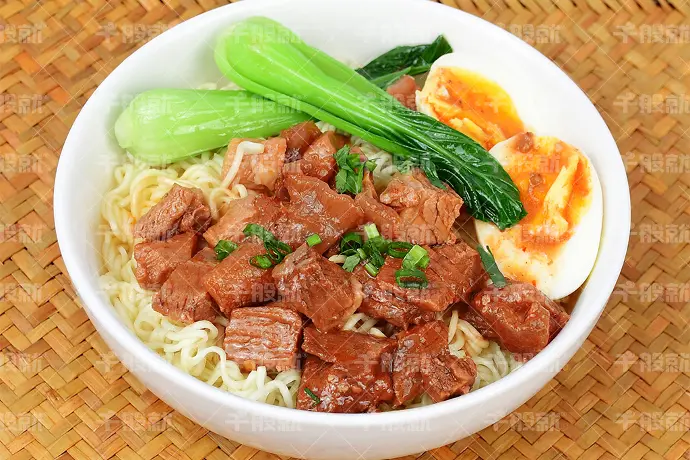 大排档红烧牛腩1kg