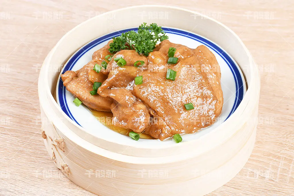 香菇滑鸡扒.webp